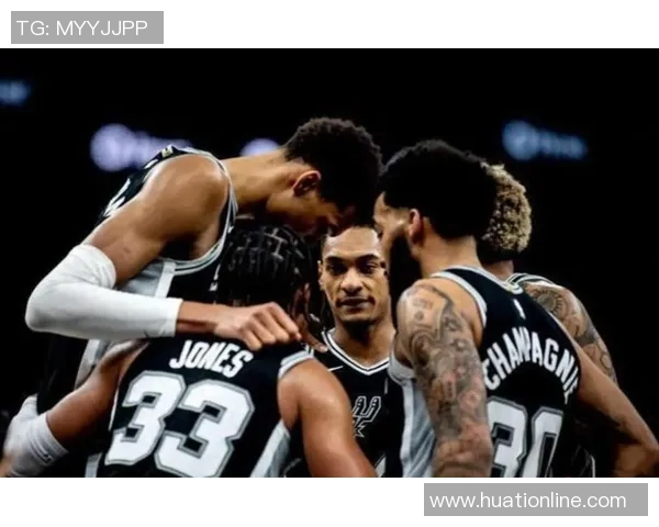 文班亚马参与球队训练状态良好对阵灰熊出战仍需观察