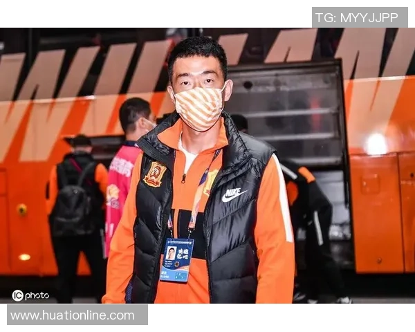 郑浩乾谈大连主场挑战强调适应场地和天气每场比赛都如决赛般重要